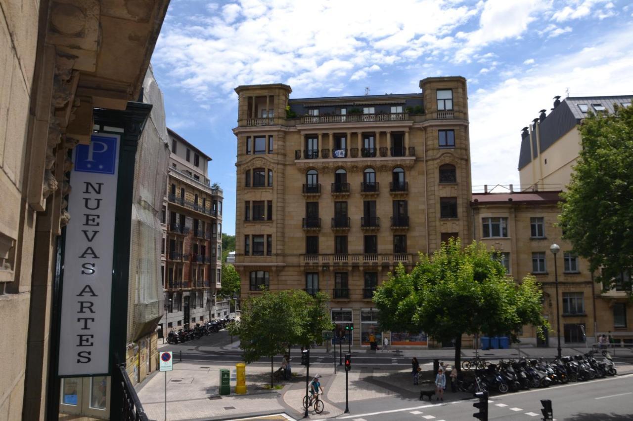Pension Nuevas Artes ซานเซบาสเตียน ภายนอก รูปภาพ